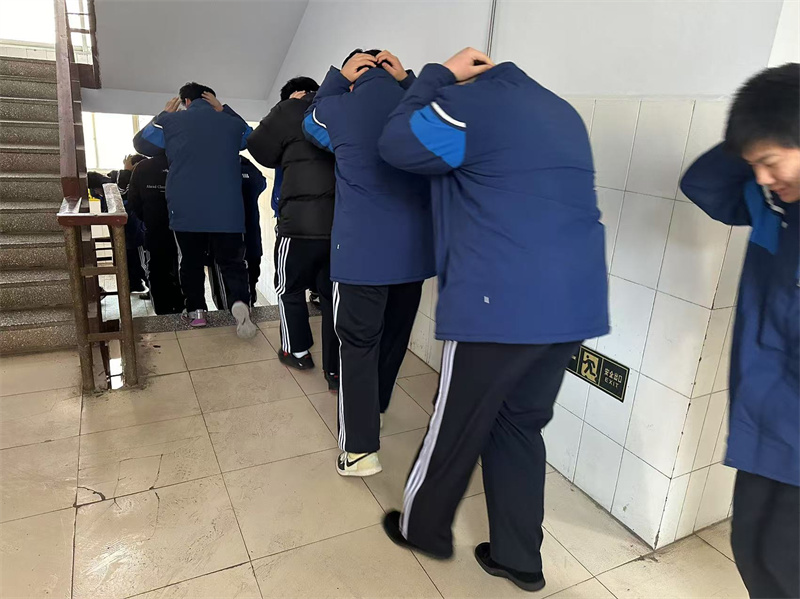 图片2.jpg 图片2.jpg